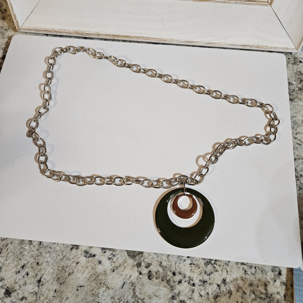 Gold Tone and Black Circular Pendant Necklace